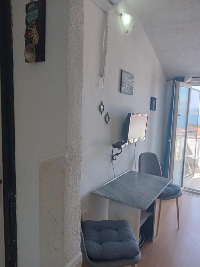 Apartment Ma'Re Supetar Zewnętrze zdjęcie