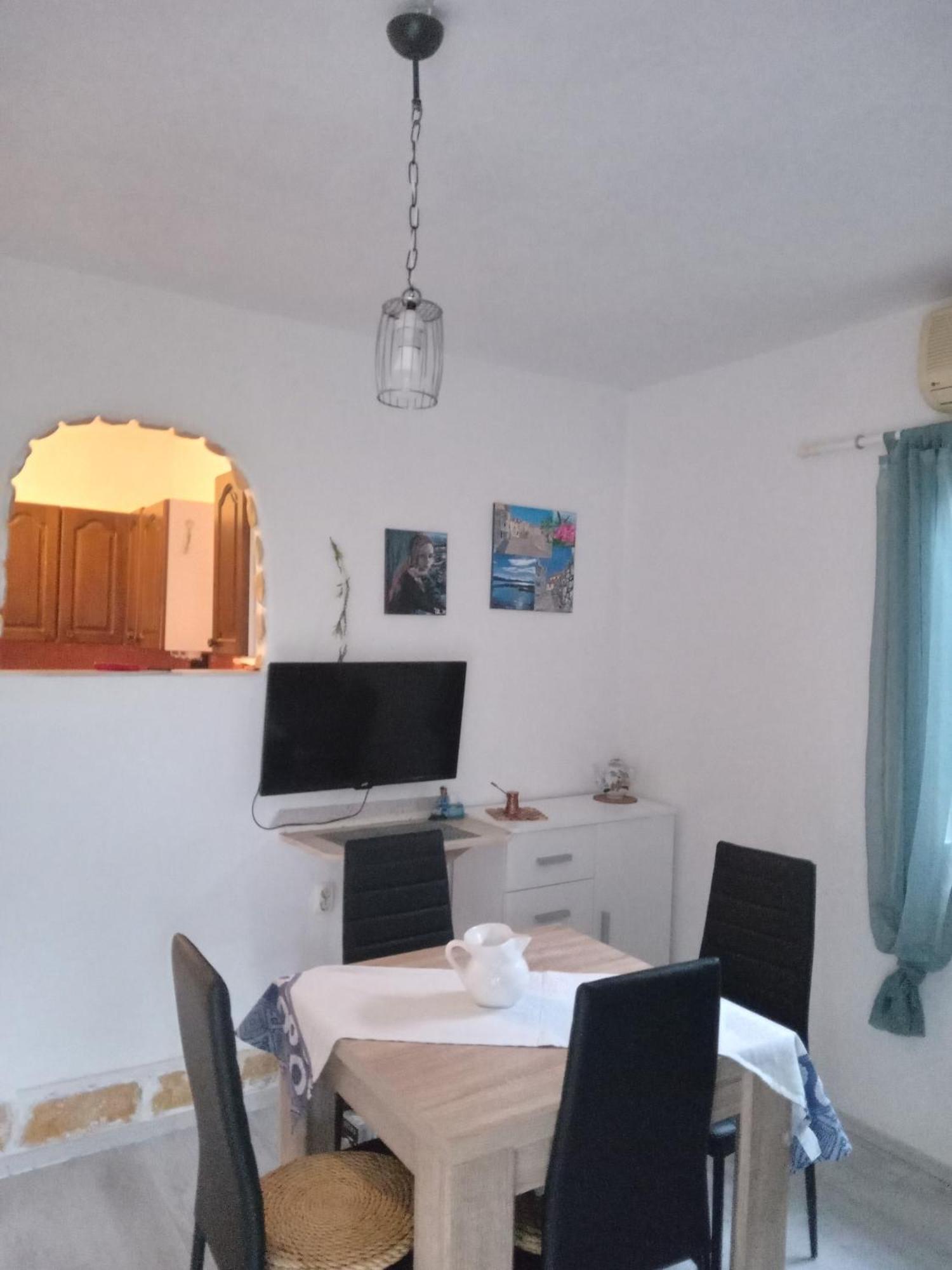 Apartment Ma'Re Supetar Zewnętrze zdjęcie