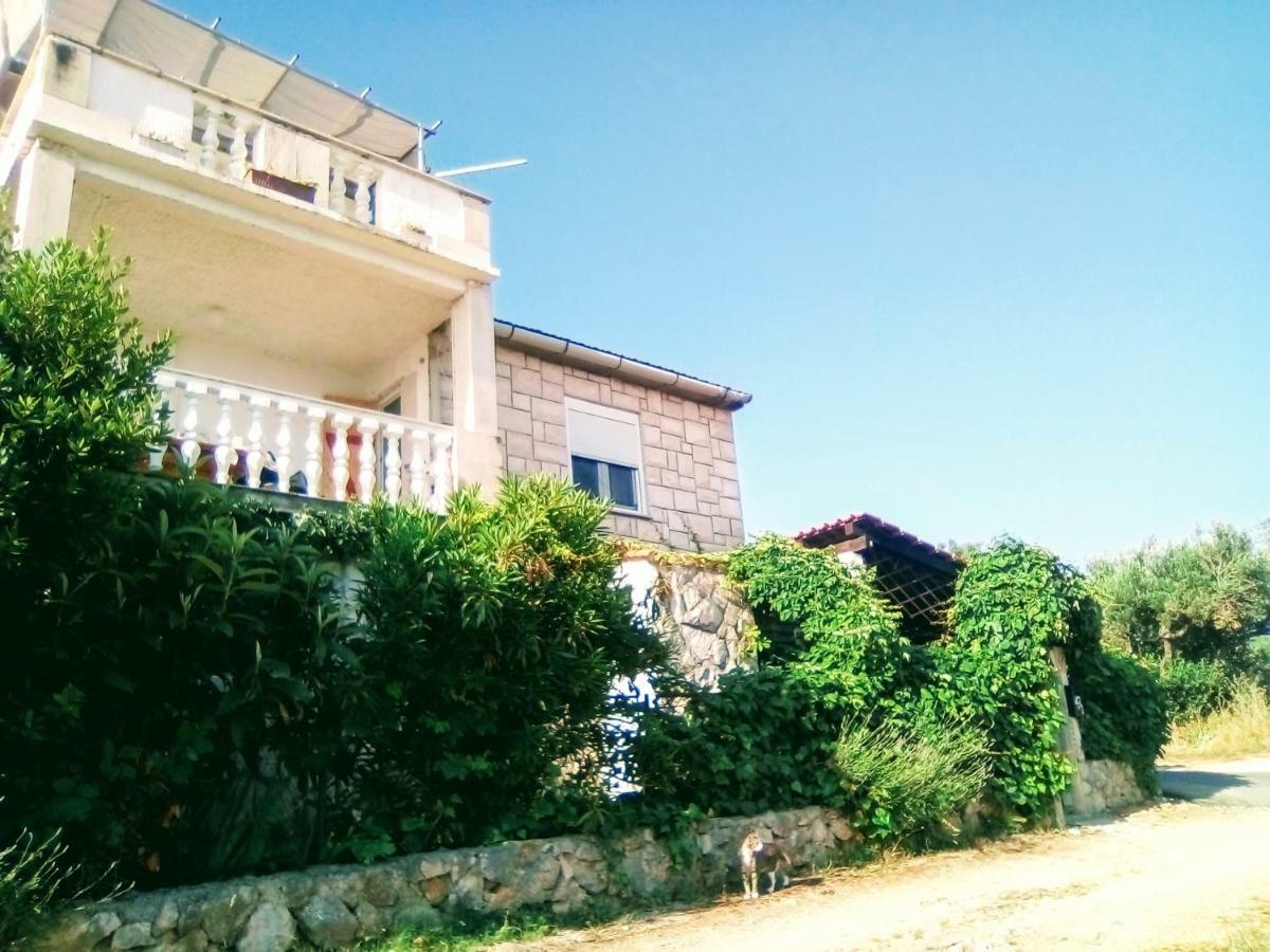 Apartment Ma'Re Supetar Zewnętrze zdjęcie